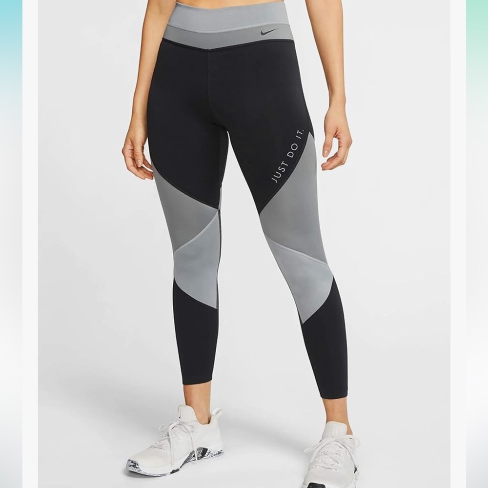 Nike block leggings